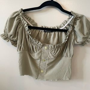 Worn once. H&M cropped green top.